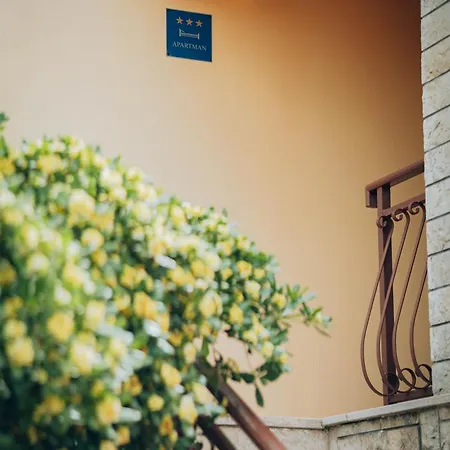 Appartmani Euphemia1 I Euphemia2 Apartment *