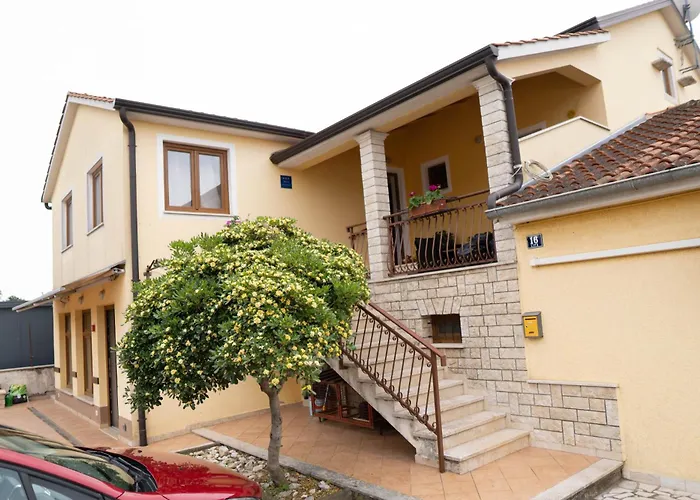 Appartmani Euphemia1 I Euphemia2 Appartement Kukci