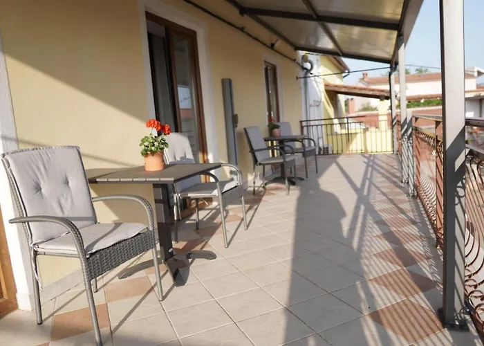 Appartmani Euphemia1 I Euphemia2 Apartman Kukci
